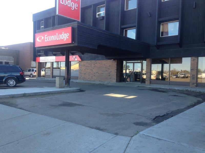 Econo Lodge Lloydminster Exterior foto