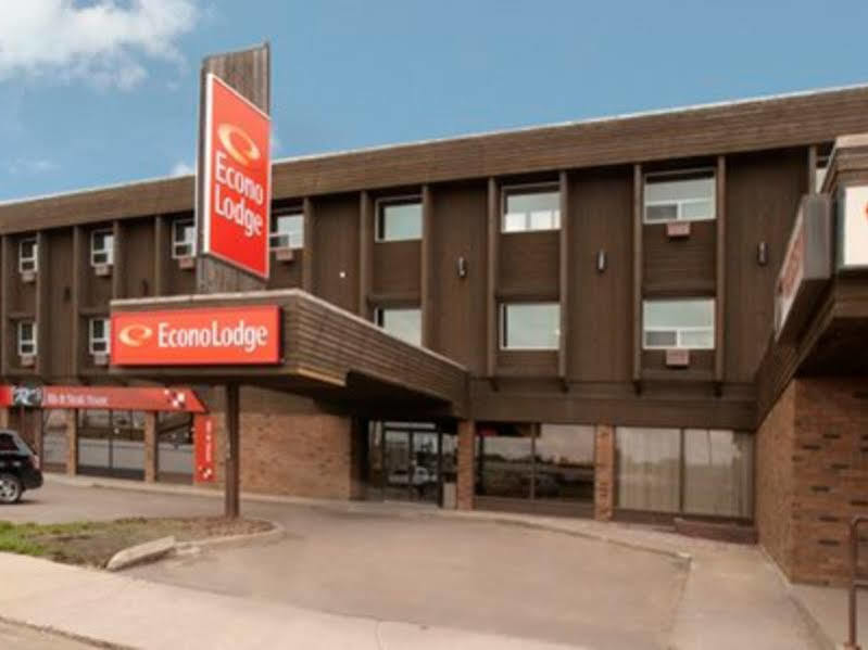 Econo Lodge Lloydminster Exterior foto